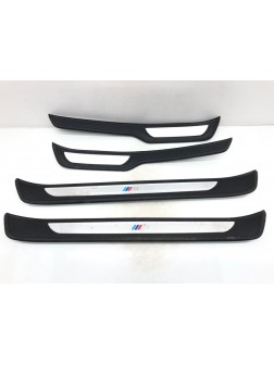Накладка на порог бу для BMW 3 E90/E91/E92/E93 2.0 TD, 2012 г.