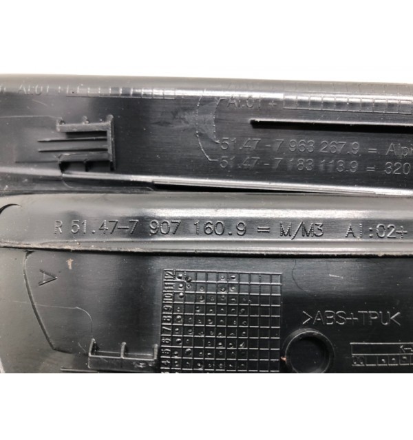 Накладка на порог бу для BMW 3 E90/E91/E92/E93 2.0 TD,  2012 г.