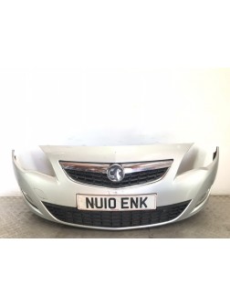 Бампер передний бу для Opel Astra J 1.6 Ti,  2010 г.