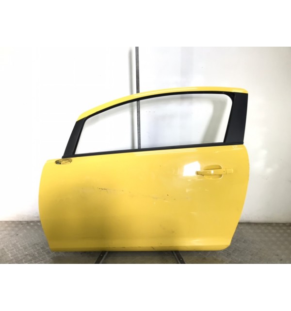 Дверь передняя левая бу для Opel Corsa D 1.2 i,  2011 г.