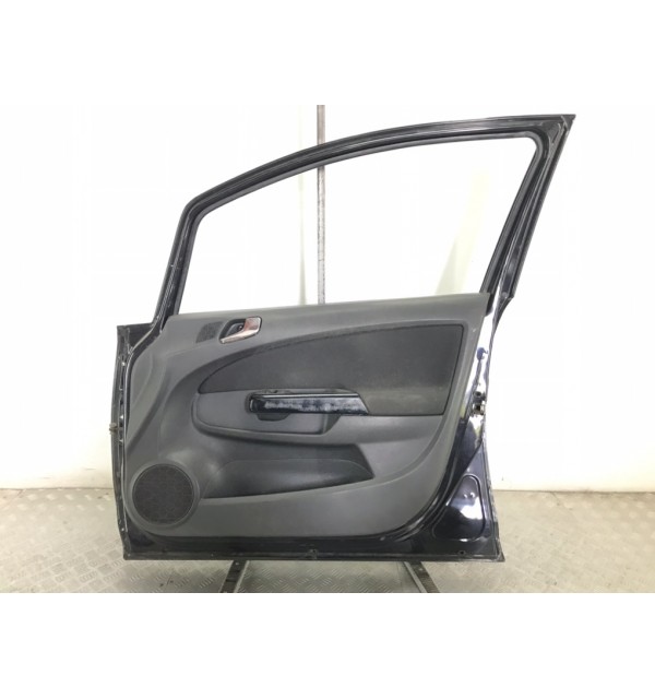 Дверь передняя правая бу для Opel Corsa D 1.4 i,  2010 г.