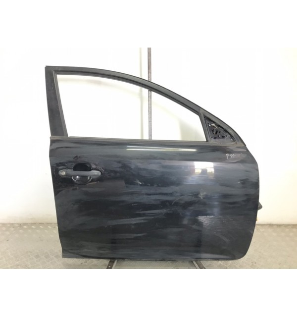 Дверь передняя правая бу для Kia Ceed 1 1.6 CRDi,  2009 г.