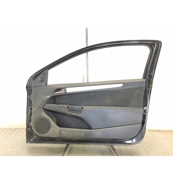 Дверь передняя правая бу для Opel Astra H 1.6 i,  2006 г.