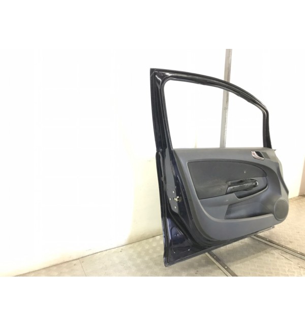 Дверь передняя левая бу для Opel Corsa D 1.4 i,  2010 г.