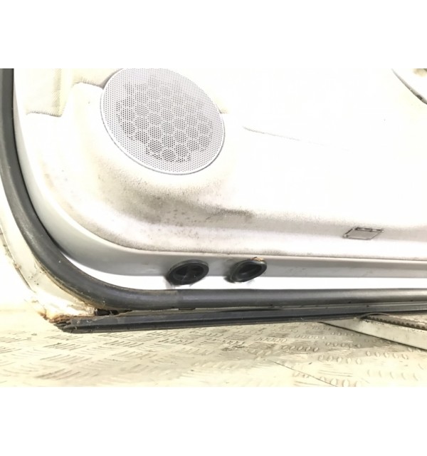 Дверь передняя левая бу для Mercedes CLK W208 2.3 i,  2001 г.