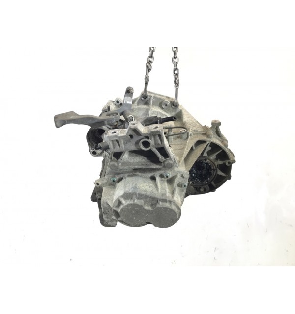 КПП механическая (МКПП) бу для Volkswagen Golf Plus  1.6 FSI,  2006 г.