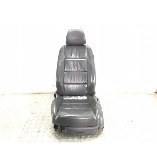 Салон (комплект сидений) бу для Volkswagen Golf 5 2.0 TDi,  2008 г.