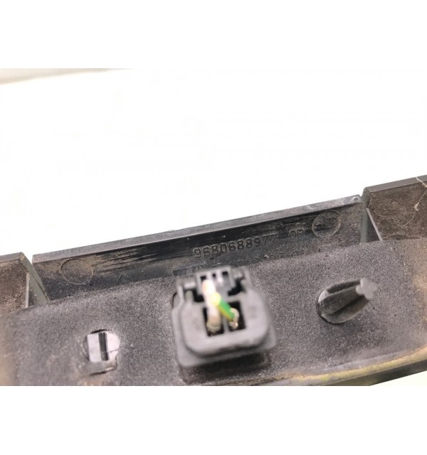 Кнопка открытия багажника бу для Citroen C3 1 1.4 i,  2007 г.