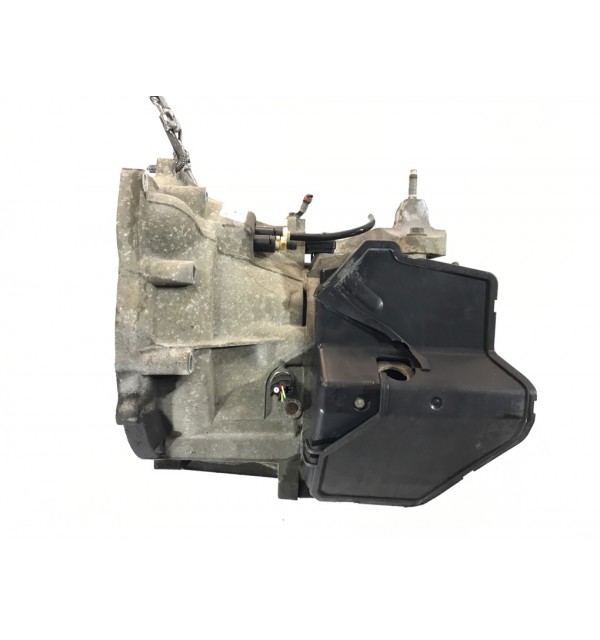 КПП механическая (МКПП) бу для Ford Fiesta 5 1.6 i,  2005 г.
