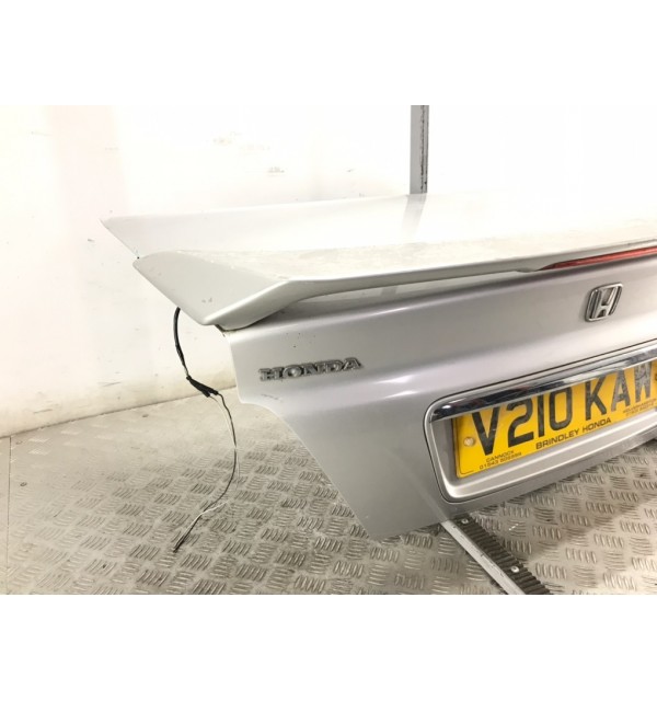 Крышка багажника бу для Honda Accord 6 2.0 i,  1999 г.