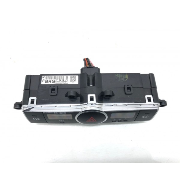 Кнопка аварийной сигнализации бу для Hyundai Coupe 2 2.0 i,  2007 г.