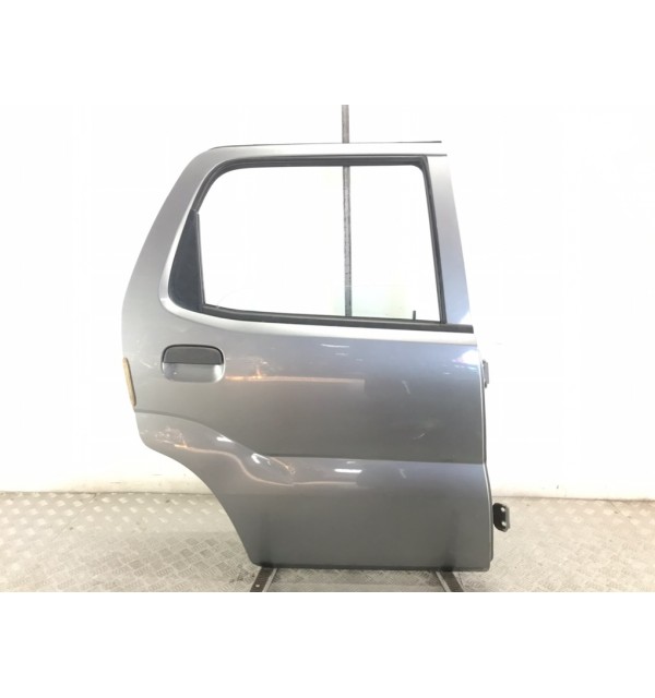 Дверь задняя правая бу для Suzuki Ignis  1.5 i,  2006 г.