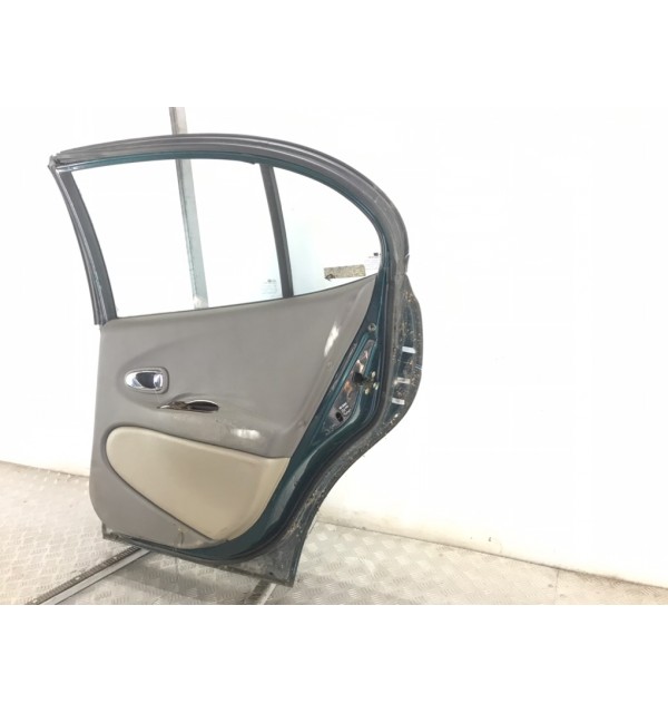 Дверь задняя правая бу для Daewoo Leganza  2.0 i,  1998 г.