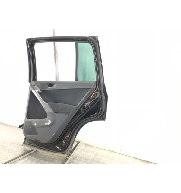 Дверь задняя правая бу для Volkswagen Tiguan 1 2.0 TDi,  2008 г.