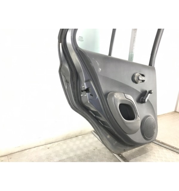 Дверь задняя левая бу для Nissan Micra K12 1.5 DCi,  2004 г.