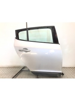 Дверь задняя правая бу для Renault Megane 3 1.6 i,  2009 г.