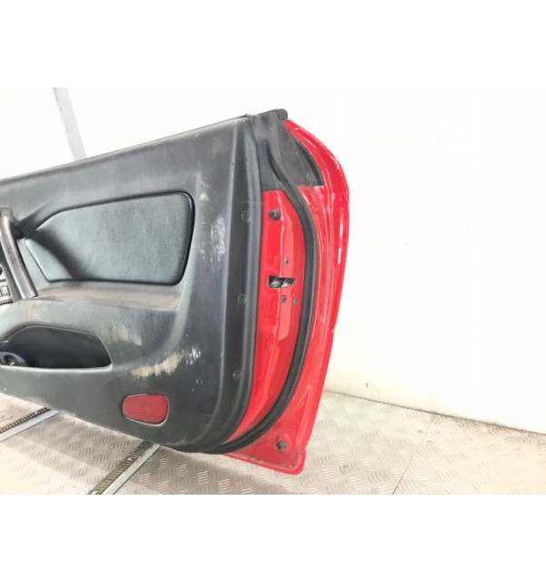 Дверь передняя правая бу для Hyundai Coupe 2 2.0 i,  2007 г.