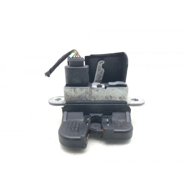 Замок багажника бу для Seat Altea  1.9 TDi,  2005 г.