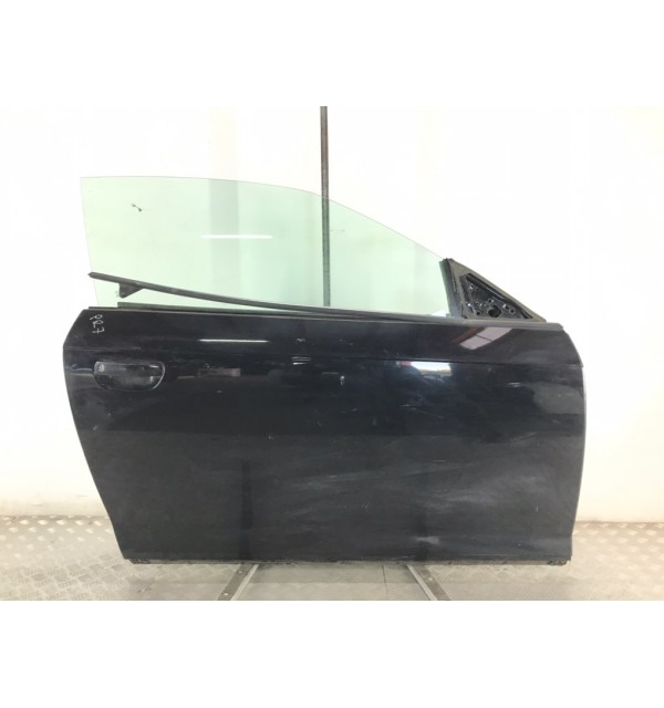 Дверь передняя правая бу для Audi A3 8P 1.9 TDi,  2009 г.
