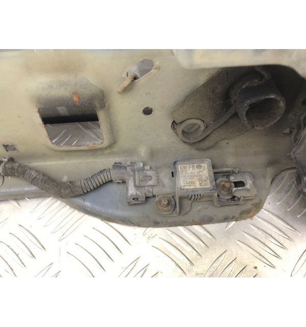 Панель передняя (телевизор) бу для Opel Astra H 1.4 i,  2008 г.