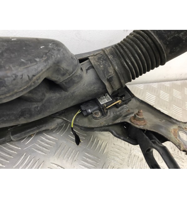 Панель передняя (телевизор) бу для Opel Astra H 1.8 i,  2005 г.