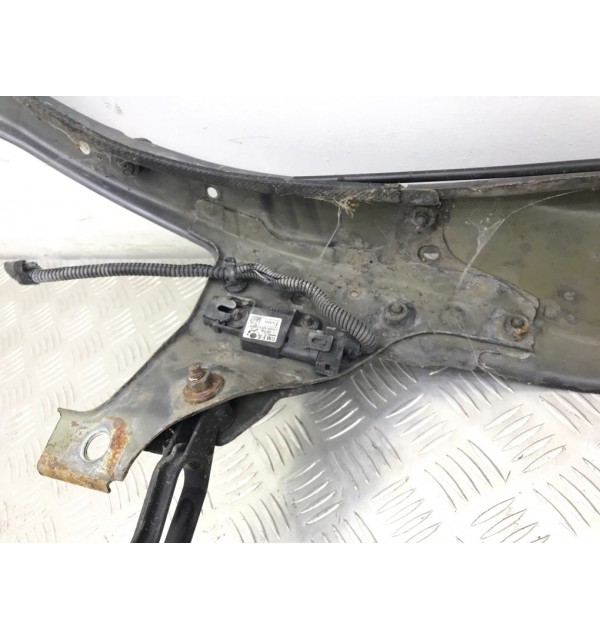 Панель передняя (телевизор) бу для Opel Astra H 1.8 i,  2005 г.