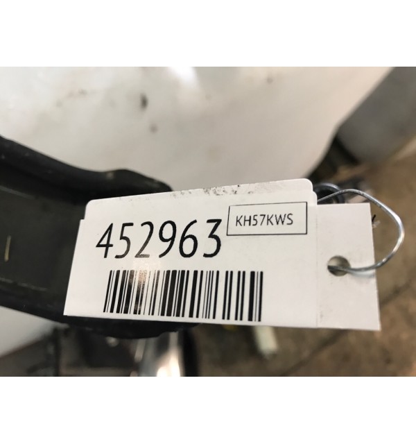 Панель передняя (телевизор) бу для Opel Astra H 1.6 i,  2007 г.