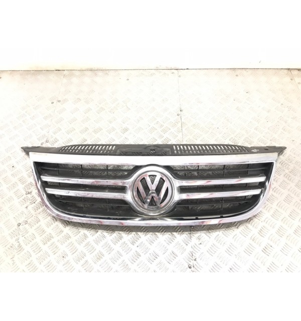 Решетка радиатора бу для Volkswagen Tiguan 1 2.0 TDi,  2008 г.