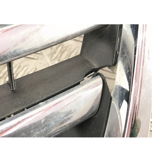 Решетка радиатора бу для Volkswagen Tiguan 1 2.0 TDi,  2008 г.