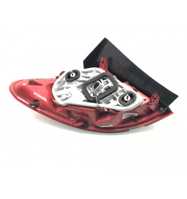 Фонарь задний правый бу для Opel Meriva B 1.4 i,  2013 г.