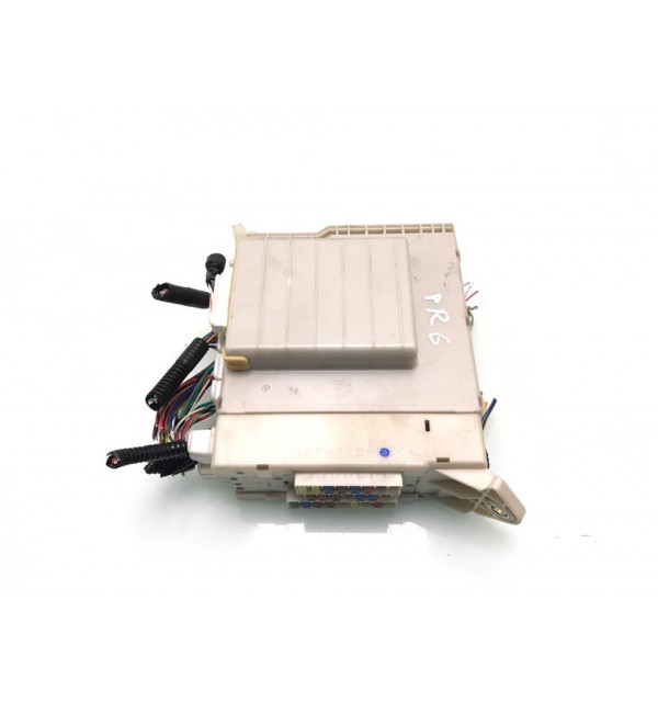 Блок предохранителей бу для Lexus IS 2 2.5 i,  2005 г.