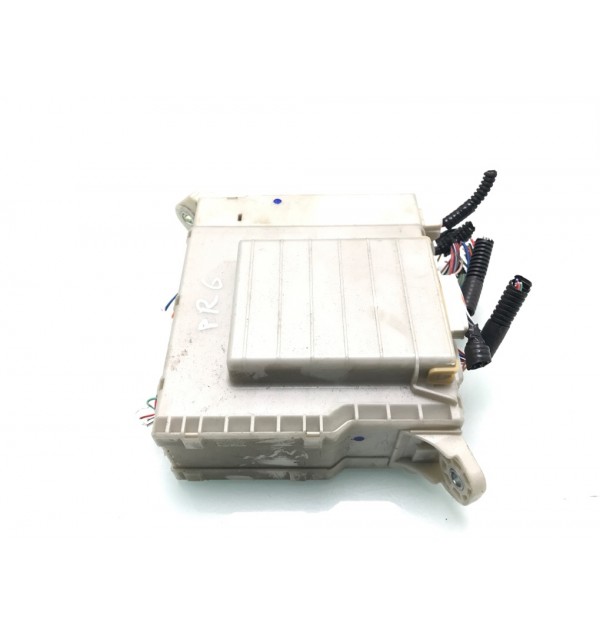 Блок предохранителей бу для Lexus IS 2 2.5 i,  2005 г.