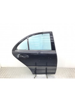 Дверь задняя правая бу для Mercedes C W203 1.8 i,  2006 г.