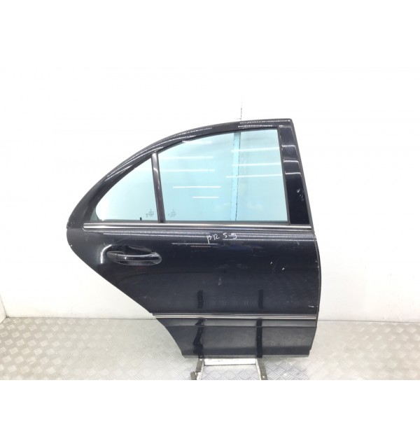 Дверь задняя правая бу для Mercedes C W203 1.8 i,  2006 г.