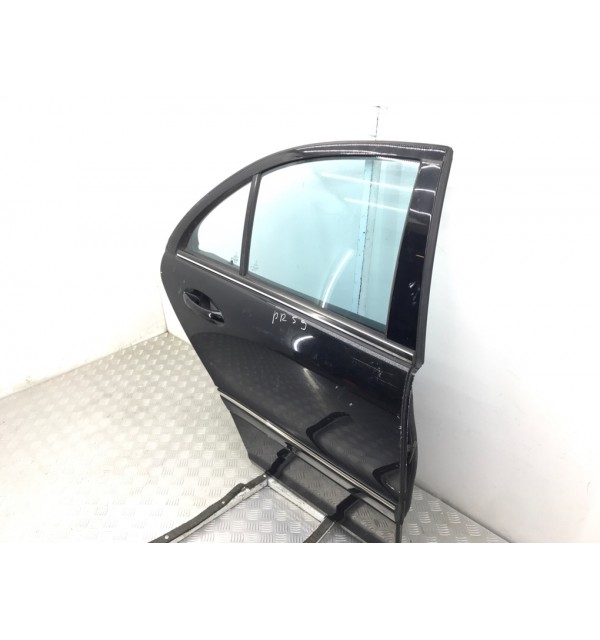 Дверь задняя правая бу для Mercedes C W203 1.8 i,  2006 г.