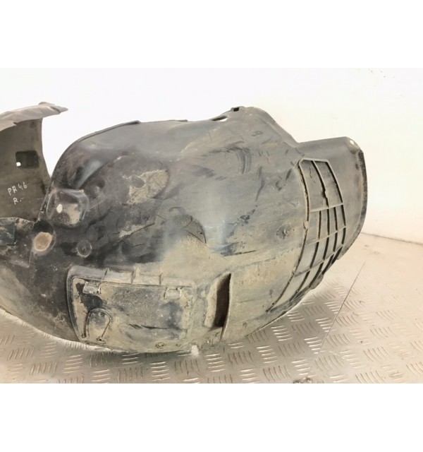 Защита арок передняя правая (подкрылок) бу для Opel Astra H 1.8 i,  2007 г.