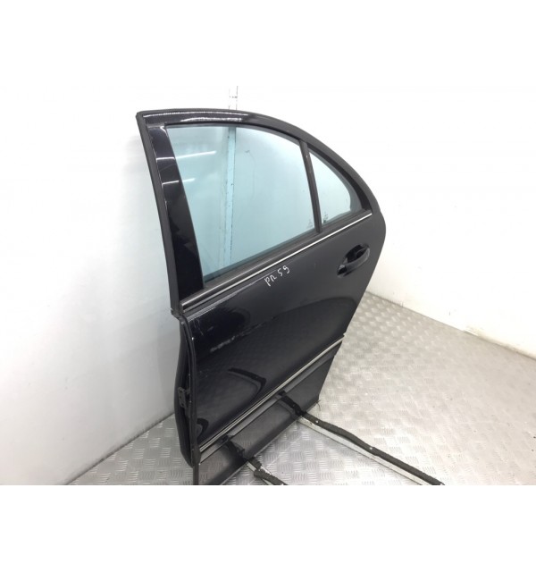 Дверь задняя левая бу для Mercedes C W203 1.8 i,  2006 г.