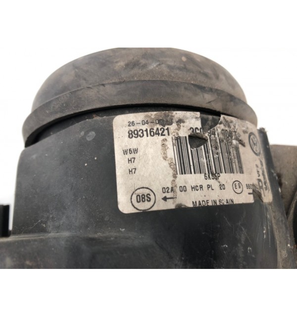 Фара правая бу для Volkswagen Passat B6 1.9 TDi,  2006 г.