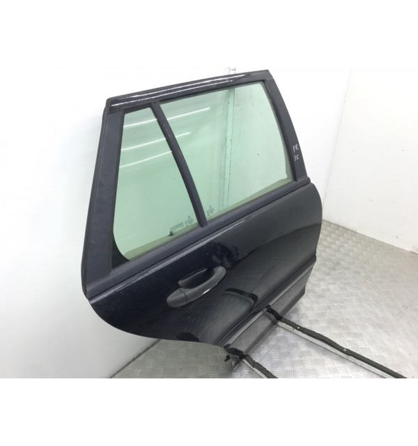 Дверь задняя правая бу для Mercedes C W203 2.2 CDi,  2005 г.