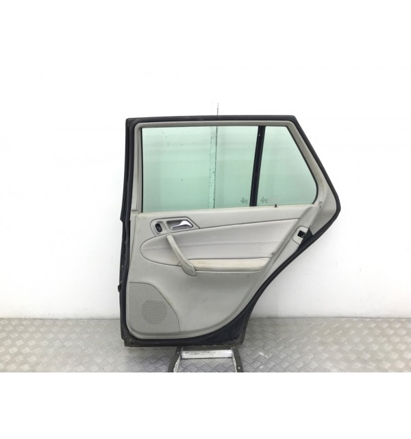 Дверь задняя правая бу для Mercedes C W203 2.2 CDi,  2005 г.