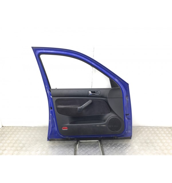 Дверь передняя левая бу для Volkswagen Golf 4 1.6 i,  2000 г.