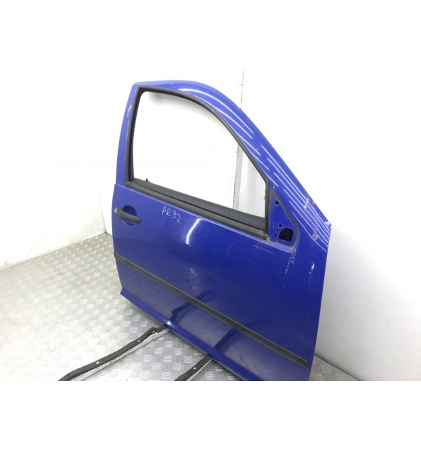 Дверь передняя правая бу для Volkswagen Golf 4 1.6 i,  2000 г.