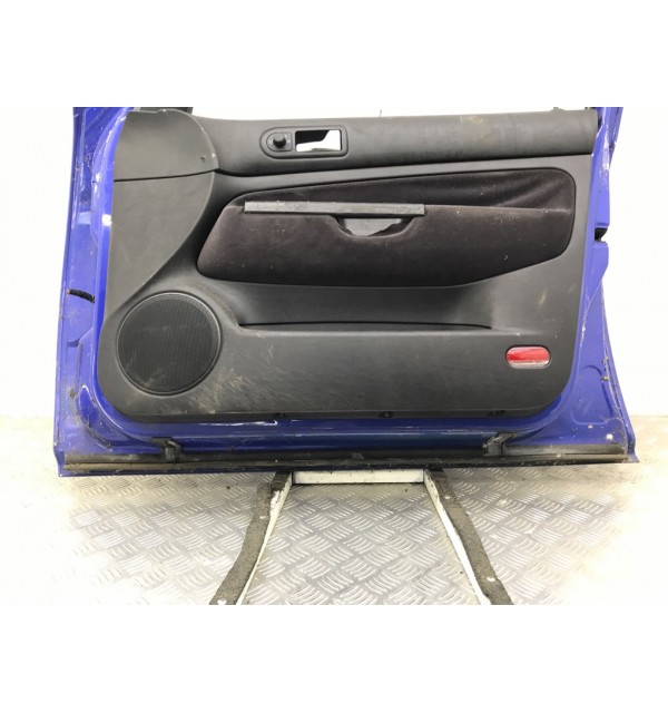 Дверь передняя правая бу для Volkswagen Golf 4 1.6 i,  2000 г.