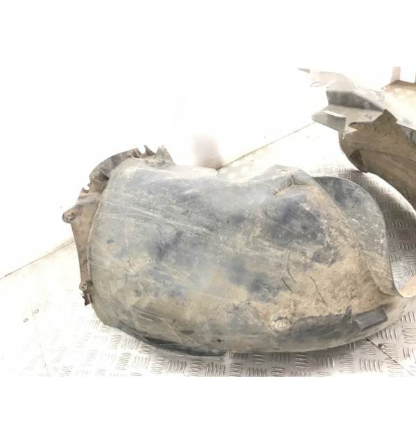 Защита арок передняя левая (подкрылок) бу для Peugeot 308 T7 1.6 HDi,  2009 г.