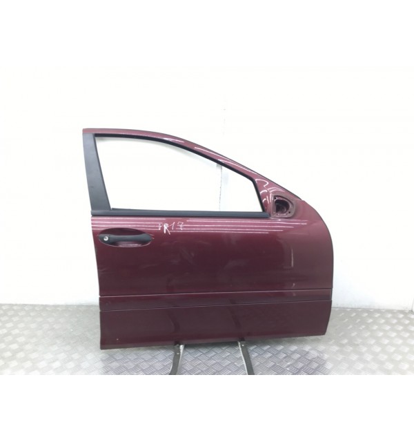 Дверь передняя правая бу для Mercedes C W203 2.2 CDi,  2003 г.
