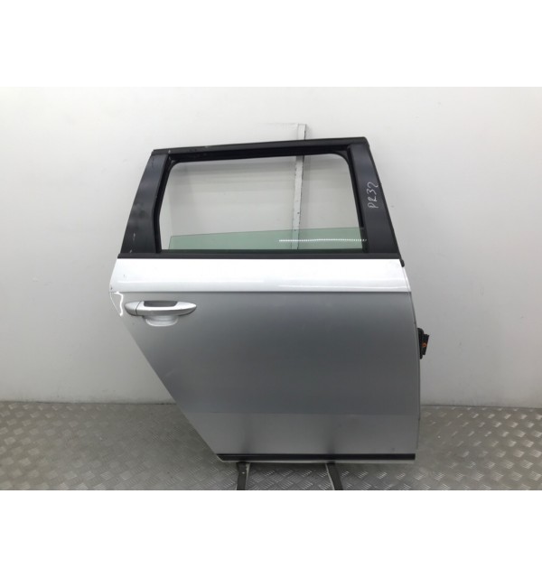 Дверь задняя правая бу для Volkswagen Passat B7 1.6 TDi,  2010 г.