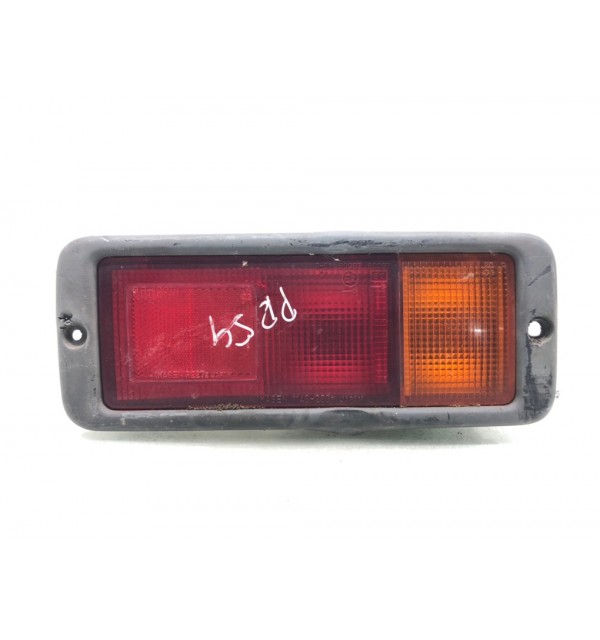 Фонарь задний правый бу для Mitsubishi Pajero 2 2.5 TD,  1992 г.