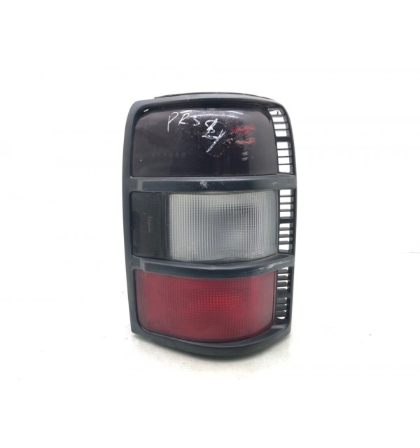 Фонарь задний правый бу для Mitsubishi Pajero 2 2.5 TD,  1992 г.