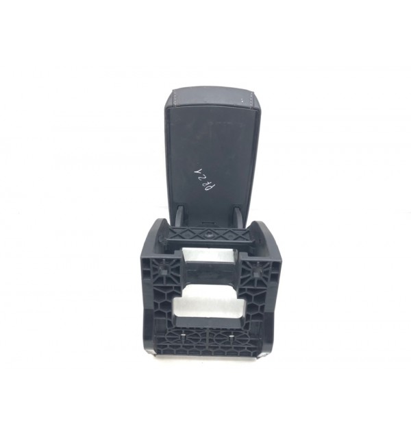 Подлокотник бу для Skoda Octavia A5 2.0 TDi,  2010 г.