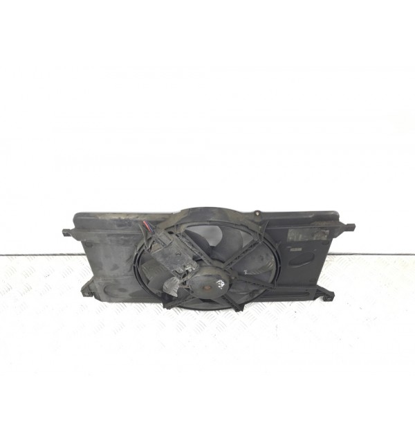 Вентилятор радиатора бу для Ford Focus 2 1.6 i,  2005 г.